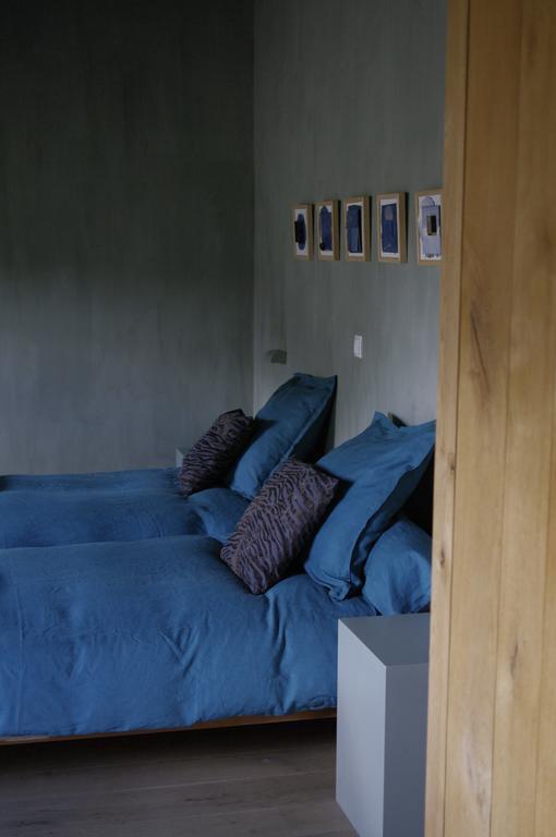 15 Inn Mol Quarto foto